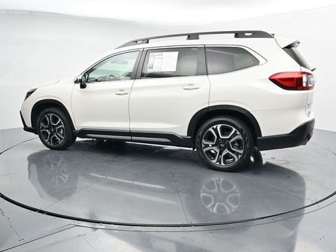 Used 2023 Subaru Ascent Limited AWD/4WD image 6