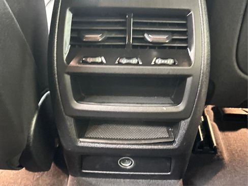 Used 2019 BMW X5 xDrive40i AWD/4WD image 29