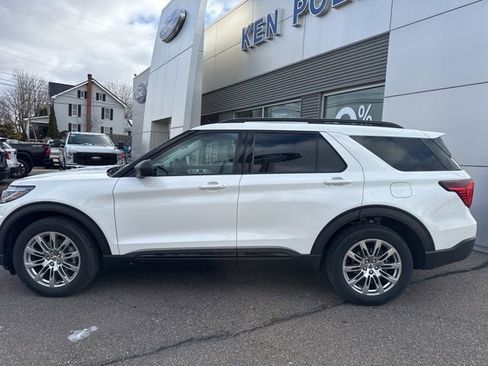 New 2026 Ford Explorer Active w/ Active Comfort Package AWD/4WD image 9