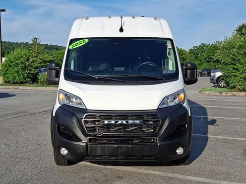 Used 2025 RAM ProMaster 2500 w/ Convenience Group FWD image 2