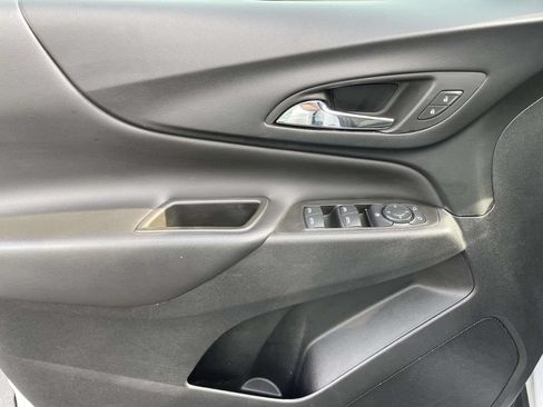 Certified 2023 Chevrolet Equinox LT FWD image 16