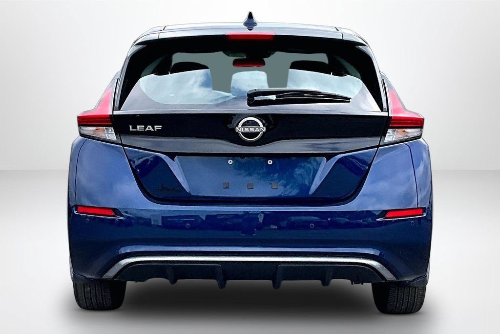 Used 2025 Nissan Leaf S FWD image 7