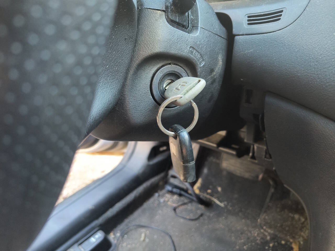 Used 2003 Honda Accord LX image 38