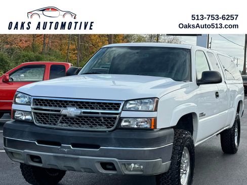 Used 2005 Chevrolet Silverado 2500 LS RWD image 1