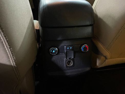 Used 2017 Ford Explorer 4WD image 25