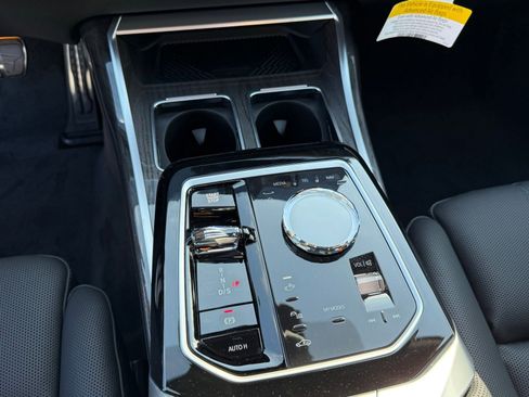 New 2026 BMW 740i xDrive AWD/4WD image 27