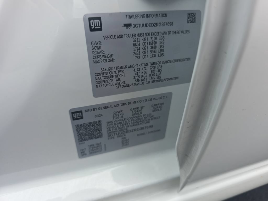 Certified 2024 GMC Sierra 1500 SLT w/ SLT Convenience Package AWD/4WD image 32