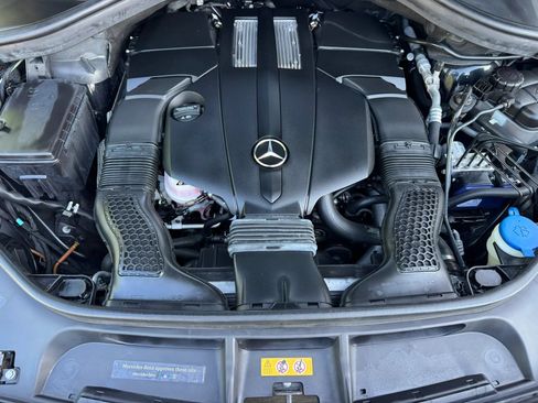 Used 2019 Mercedes-Benz GLS 450 4MATIC image 47