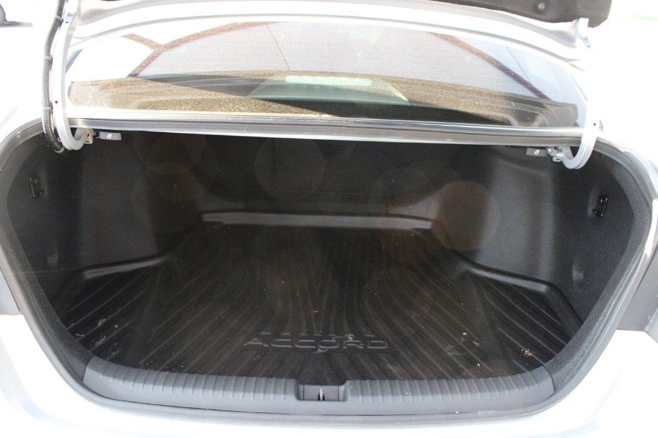 Used 2024 Honda Accord EX image 5