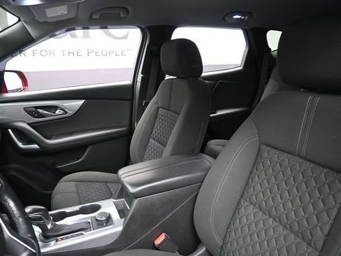 Used 2020 Chevrolet Blazer LT FWD image 17