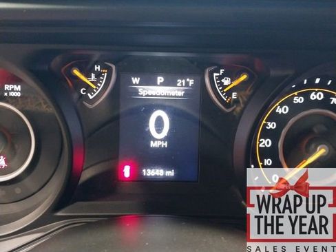 Used 2024 Jeep Wrangler Sport S image 13