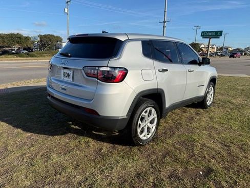 Certified 2024 Jeep Compass Sport AWD/4WD image 7