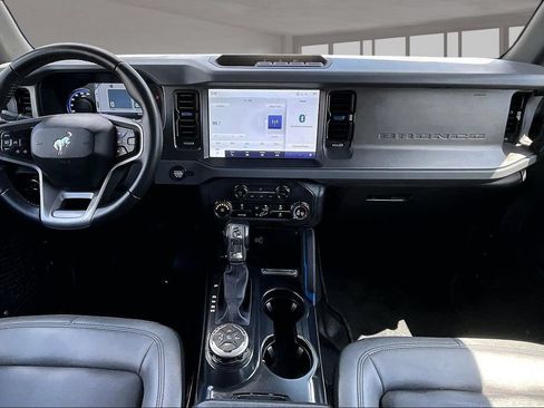 Used 2024 Ford Bronco Black Diamond AWD/4WD image 16