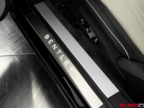 Used 2023 Bentley Continental GT Mulliner image 44