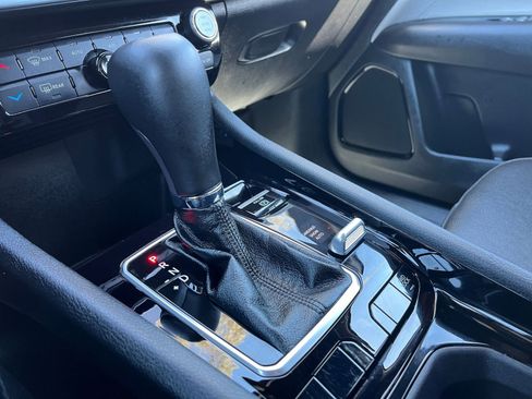 Used 2025 Jeep Compass Limited image 42