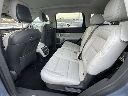 New 2026 Lincoln Nautilus Reserve image 7