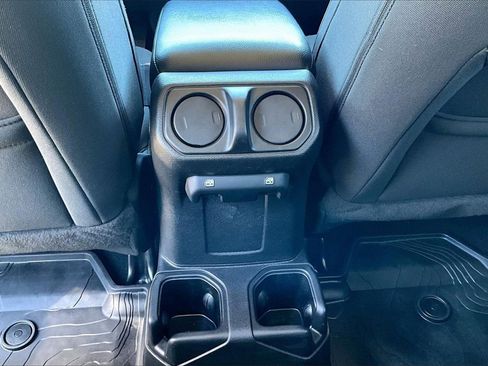 Certified 2022 Jeep Wrangler Unlimited Sport image 14