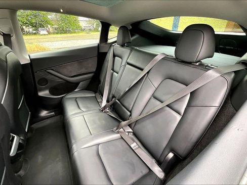 Used 2024 Tesla Model Y Long Range AWD/4WD image 20