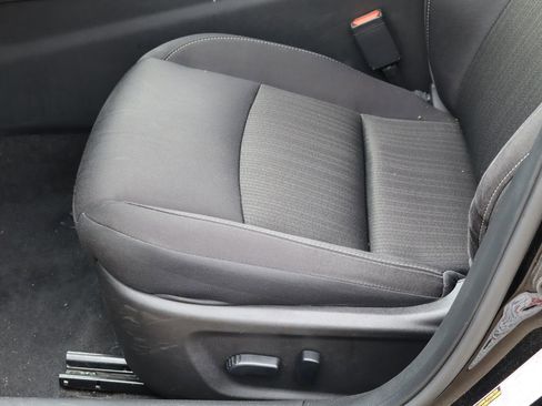 Used 2024 Nissan Altima 2.5 SV FWD image 14