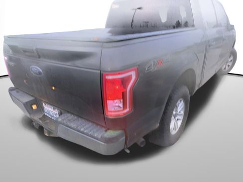 Used 2015 Ford F150 XLT image 8