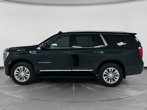 Used 2022 GMC Yukon SLT w/ SLT Premium Package AWD/4WD image 6