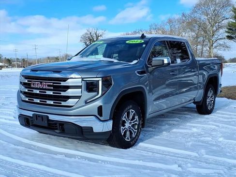 Used 2023 GMC Sierra 1500 SLE image 4