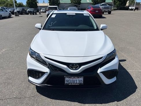 Used 2023 Toyota Camry SE w/ Audio Upgrade Package FWD image 2