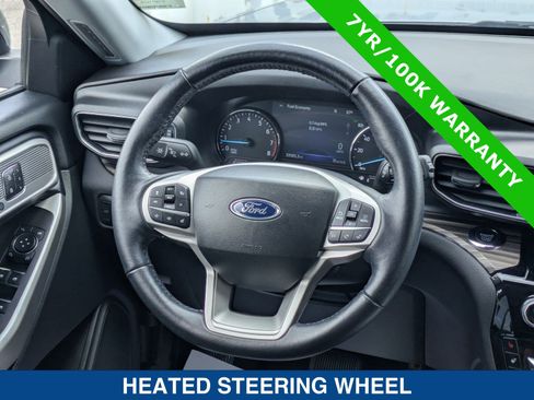 Certified 2022 Ford Explorer Limited w/ Equipment Group 301A RWD image 18