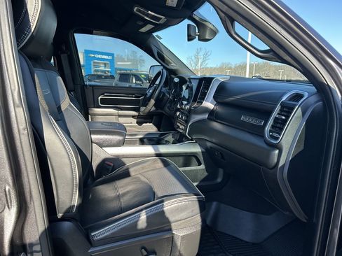 Used 2021 RAM 2500 Laramie w/ Night Edition image 15