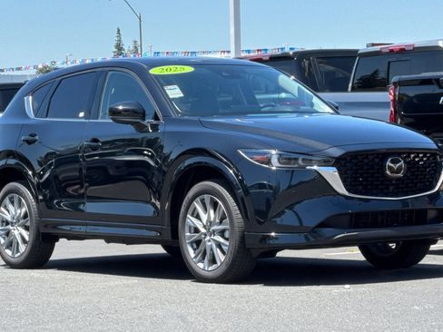 Used 2025 MAZDA CX-5 AWD 2.5 S w/ Premium Plus Pkg image 2