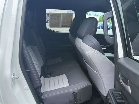 Used 2024 Toyota Tacoma TRD Off-Road AWD/4WD image 12