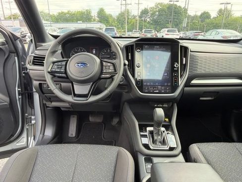 Used 2025 Subaru Forester Premium w/ Convenience Package #1 AWD/4WD image 17
