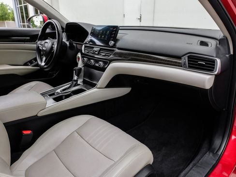 Used 2018 Honda Accord EX-L image 19
