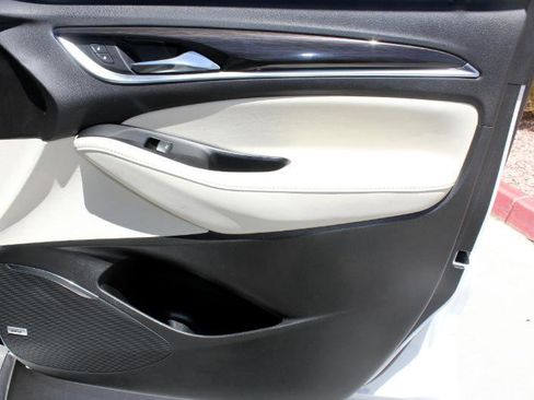 Used 2023 Buick Enclave Essence w/ Sound and Sites Package image 24