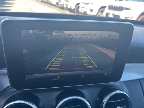 Used 2018 Mercedes-Benz C 300 Sedan image 32