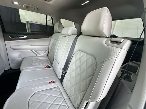 Used 2024 Volkswagen Atlas SEL Premium R-Line AWD/4WD image 22