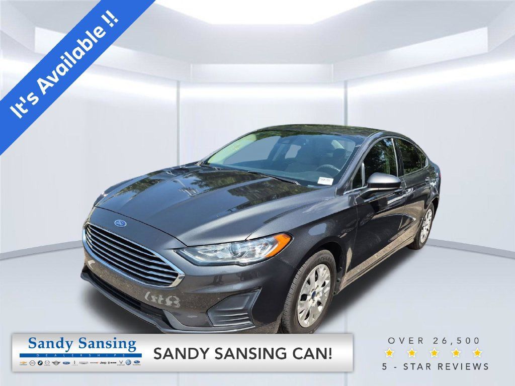 Used 2019 Ford Fusion S FWD image 1