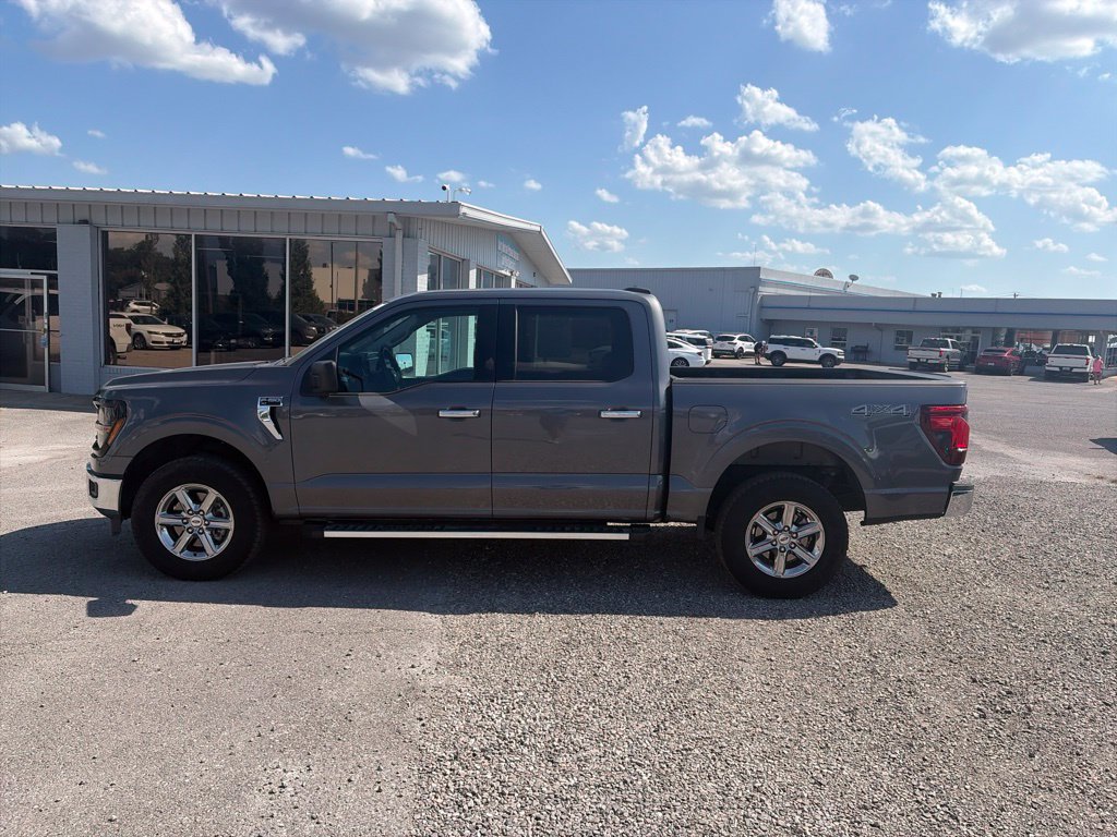 Used 2025 Ford F150 XLT w/ Equipment Group 301A Standard AWD/4WD image 3