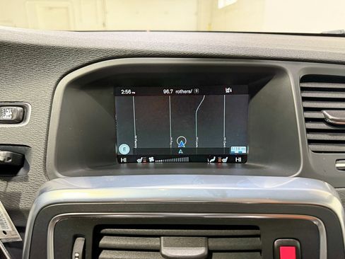 Used 2015 Volvo S60 T5 Premier image 15