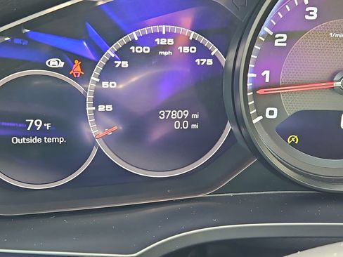 Certified 2023 Porsche Cayenne Platinum Edition AWD/4WD image 14