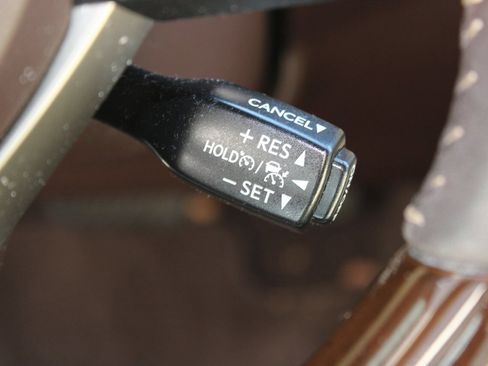 Used 2017 Lexus ES 350 w/ Premium Package image 14