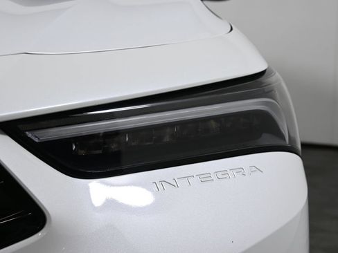Used 2024 Acura Integra A-Spec FWD image 11