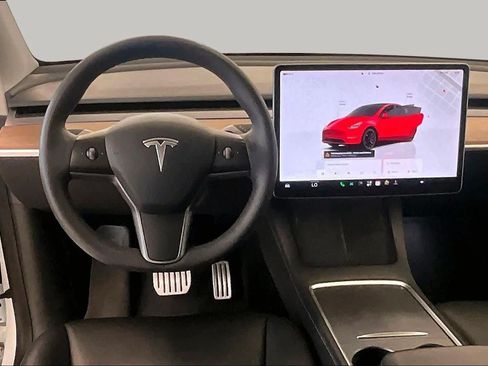 Used 2022 Tesla Model Y Performance AWD/4WD image 5