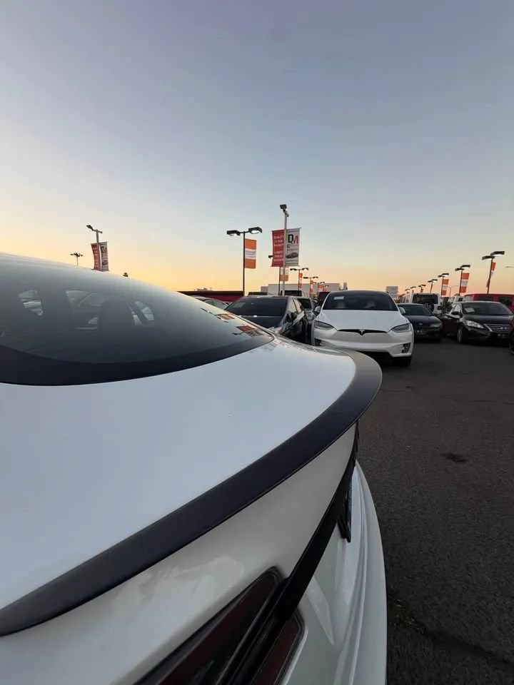 Used 2021 Tesla Model S Plaid AWD/4WD image 6