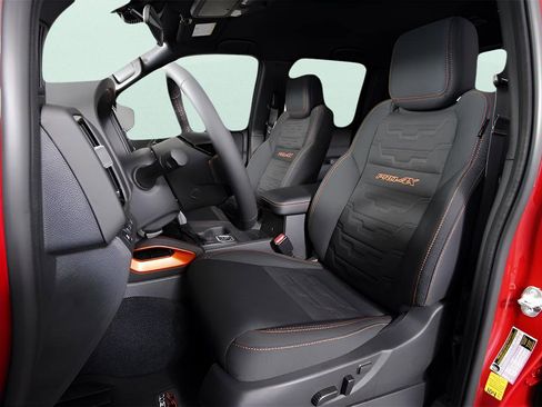 New 2026 Nissan Frontier PRO-4X w/ Pro-4x Convenience Package image 15