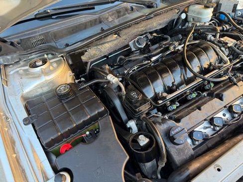 Used 2009 Cadillac DTS image 11