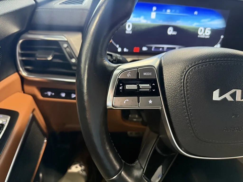 Used 2024 Kia Telluride SX Prestige X-Pro AWD/4WD image 13