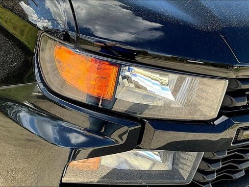 Used 2021 Chevrolet Silverado 1500 Custom Trail Boss w/ Midnight Edition image 32