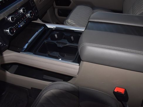 Used 2026 Ford F450 Platinum w/ Platinum Plus Package image 31