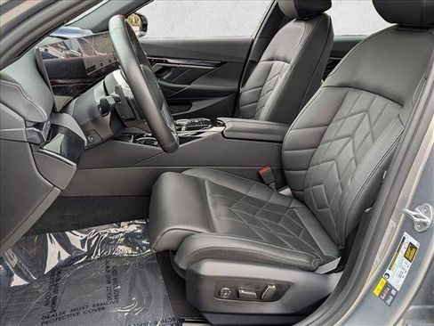 Certified 2025 BMW i5 M60 AWD/4WD image 17
